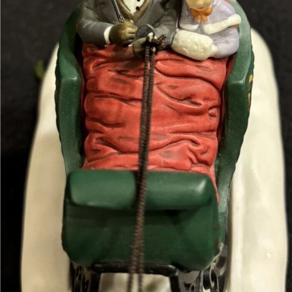 Festive Sleigh Ride Figurine - Picture 4 of 9